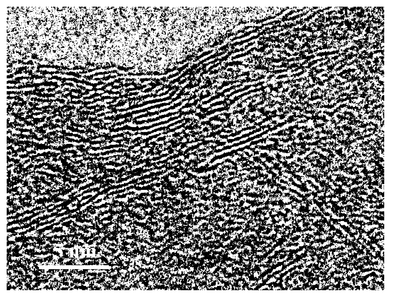 Method for preparing graphene through rapid heat treatment in air atmosphere