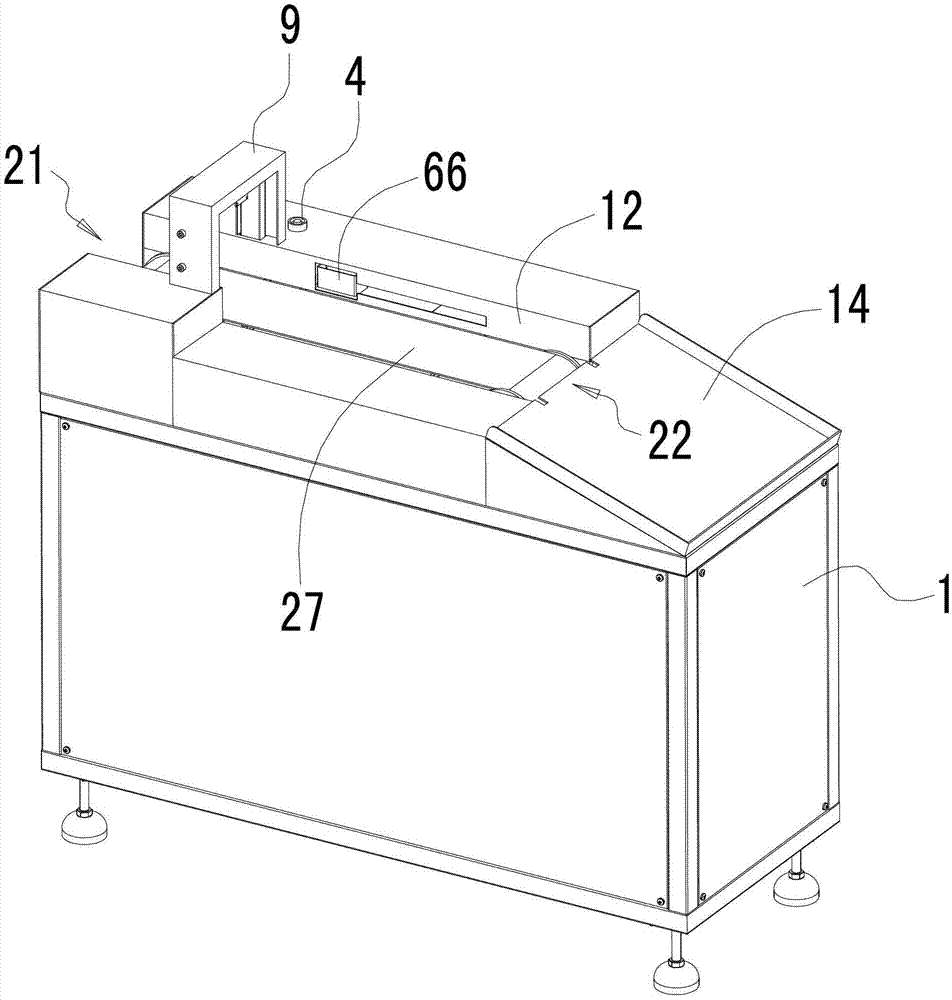 Detection machine for detecting whether packaged food contains deoxidizing agent or not and detection method thereof