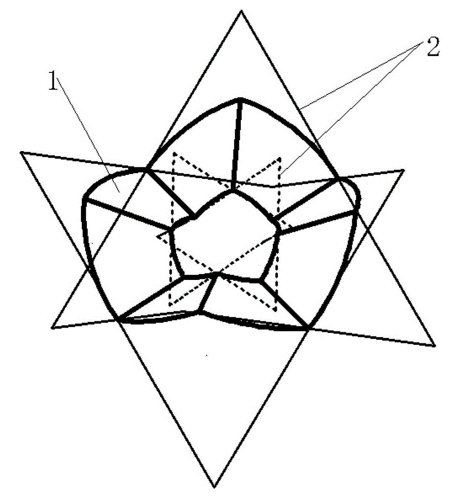 A horizontal double-ring scissor unit can open the roof