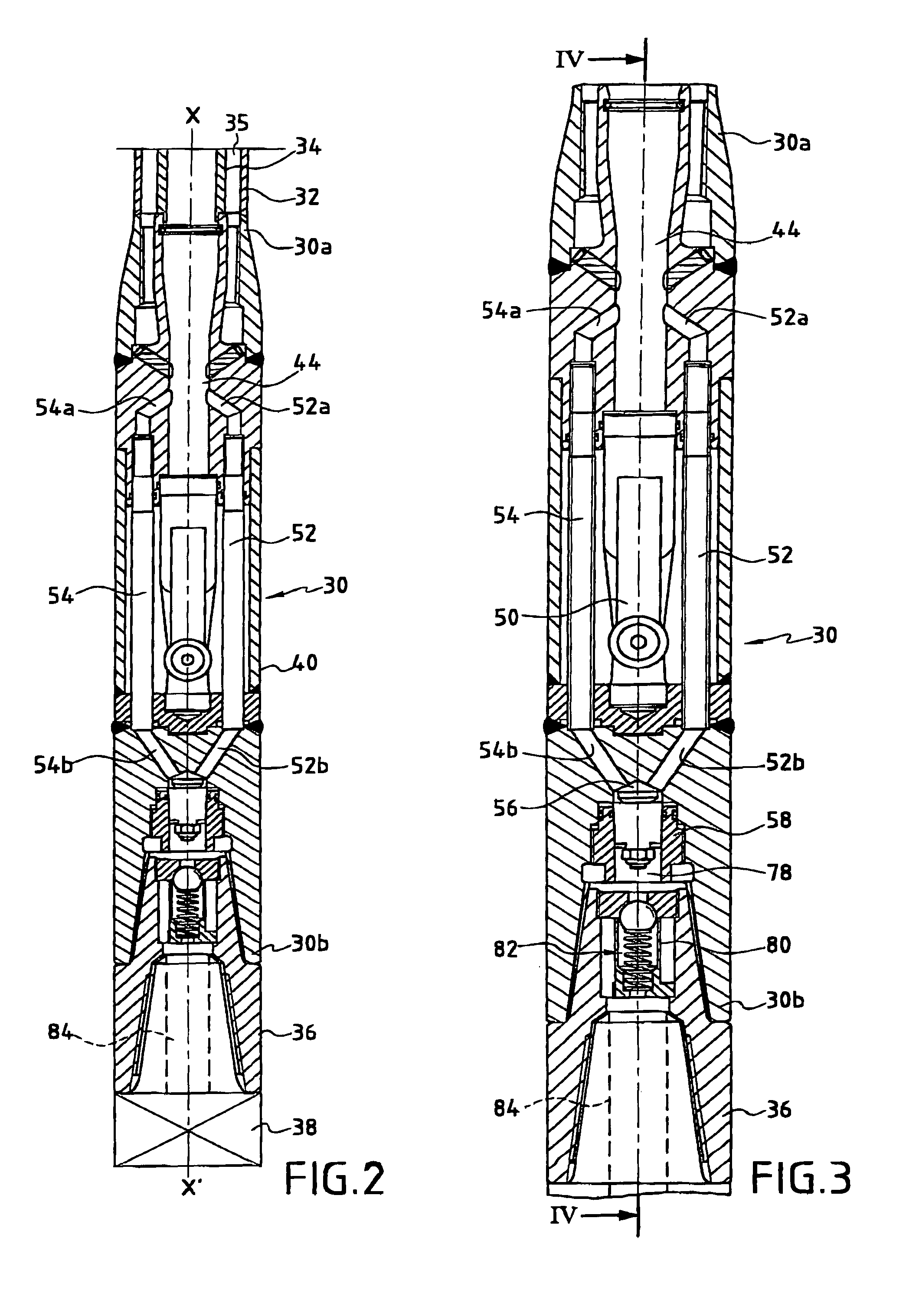 Head for injecting a fluid under pressure to break up ground from a borehole