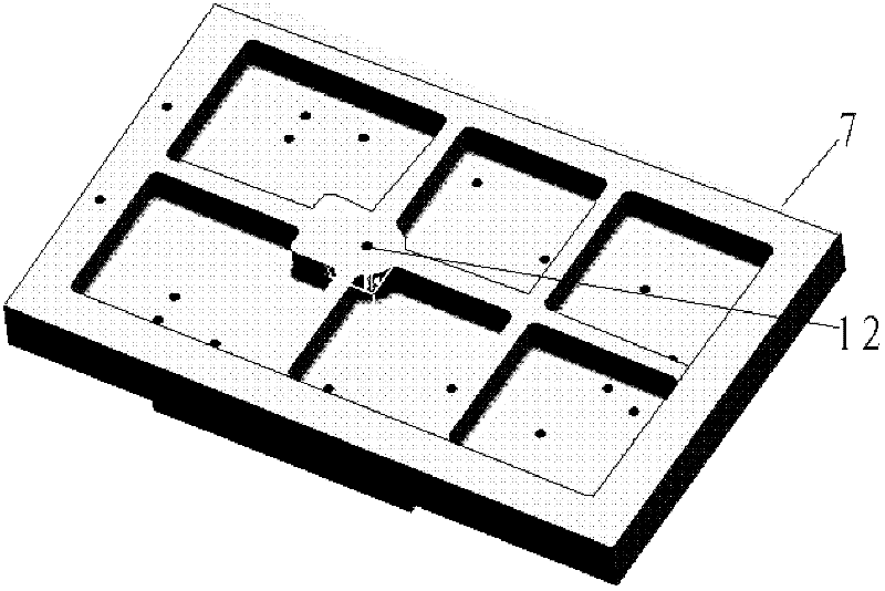 Clamp body for machining side plate of pulley frame, and method for machining and positioning side plate of pulley frame