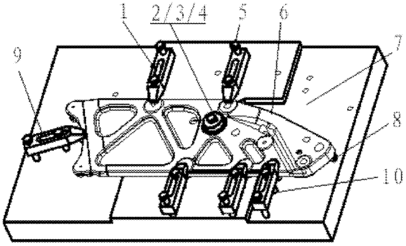 Clamp body for machining side plate of pulley frame, and method for machining and positioning side plate of pulley frame