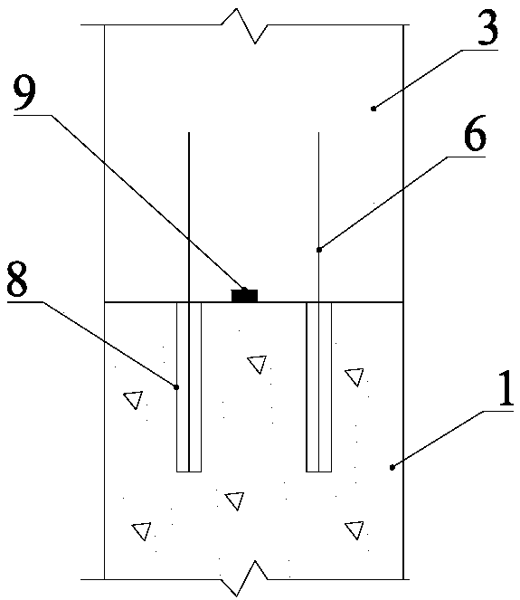 Tunnel lining thickness-lack reinforcing structure and construction method