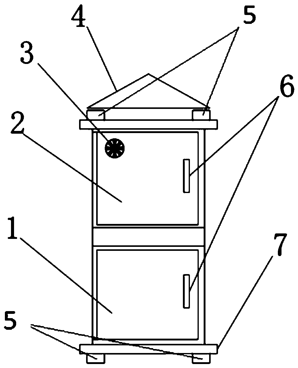 Multifunctional beehive and honey fetching method