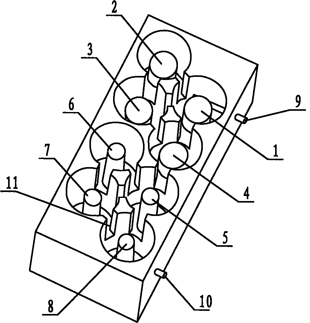 Cross coupling flying rod-free microwave filter with multiple transmission zeros