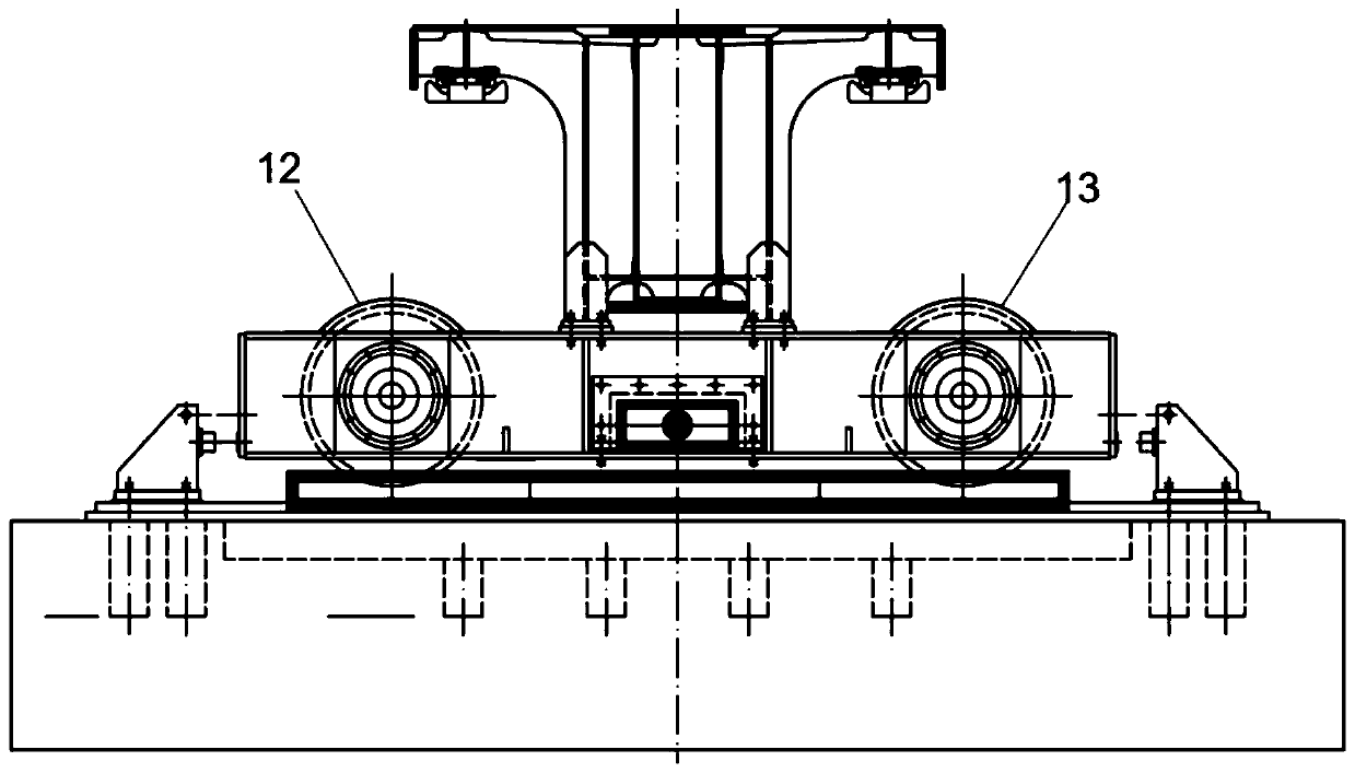 Measuring device and measuring method for rail wear of magnetic levitation switch