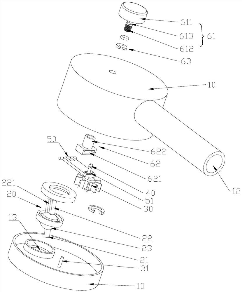 Water outlet device with adjustable water outlet swing amplitude