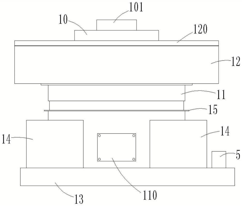 Building waste treatment device for recycling building engineering waste