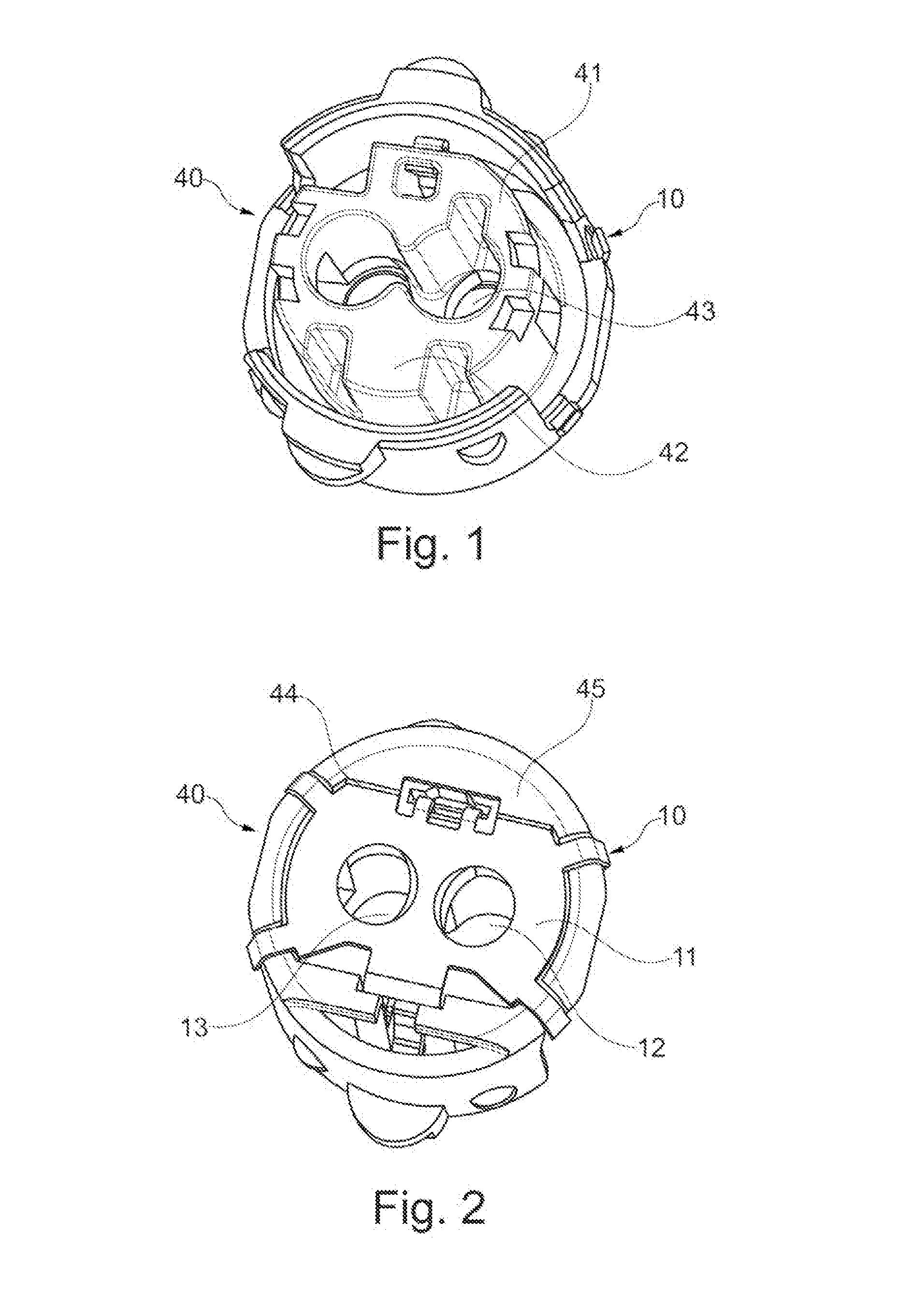 Grounding clip for an airbag ignition system