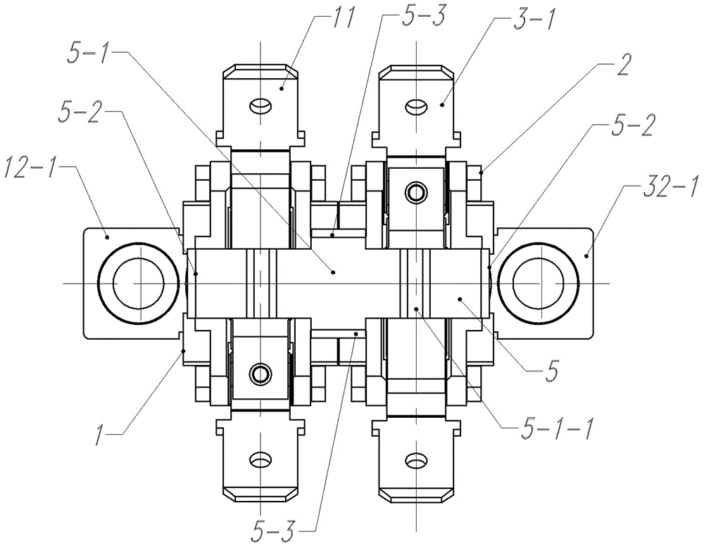 Snap-action thermostat with duplex structure