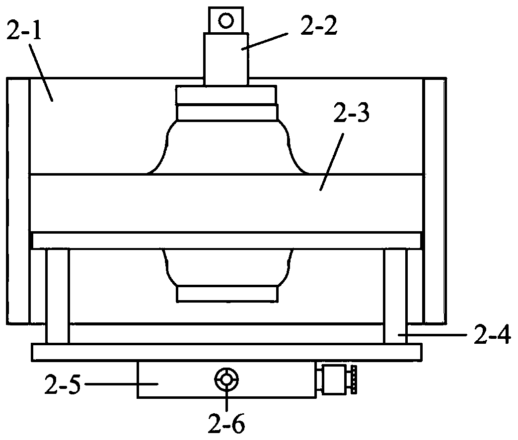 Insulator surface potential measuring system and measuring method based on multi-sensor system