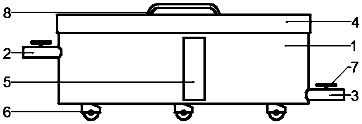 Efficient oil-water separation device for chemical engineering