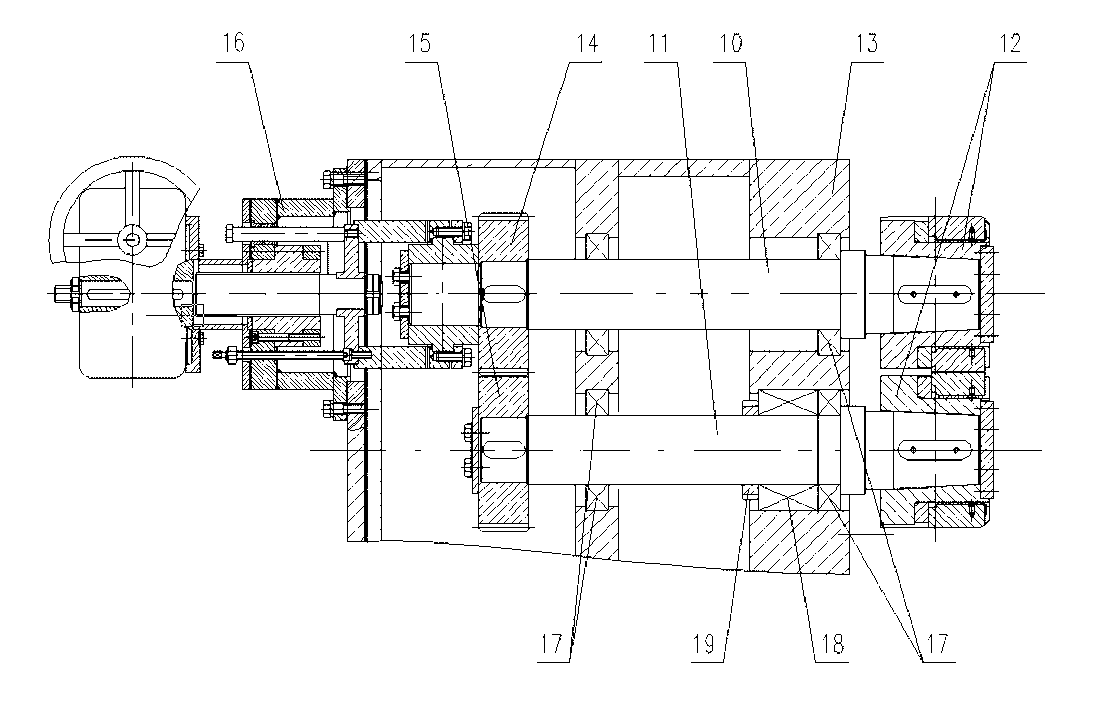 Axial micro adjusting method for side clearance of meshed cutter head of side crusher