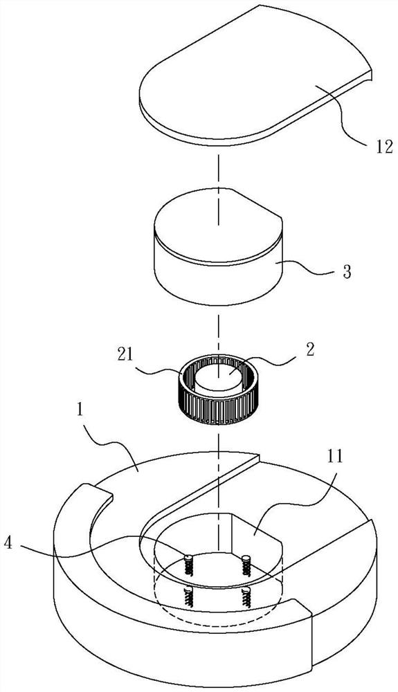 Cleaning robot with fan brake device