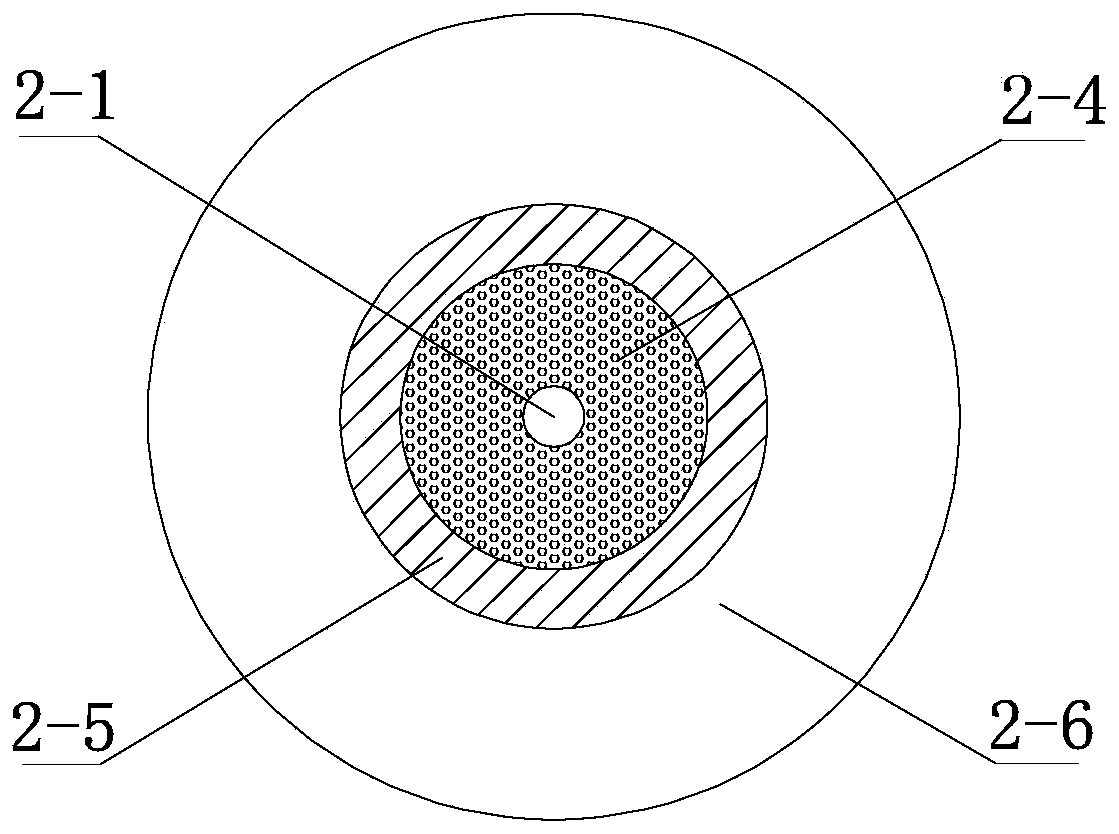 An on-site measuring device and method for linear expansion coefficient of concrete dam