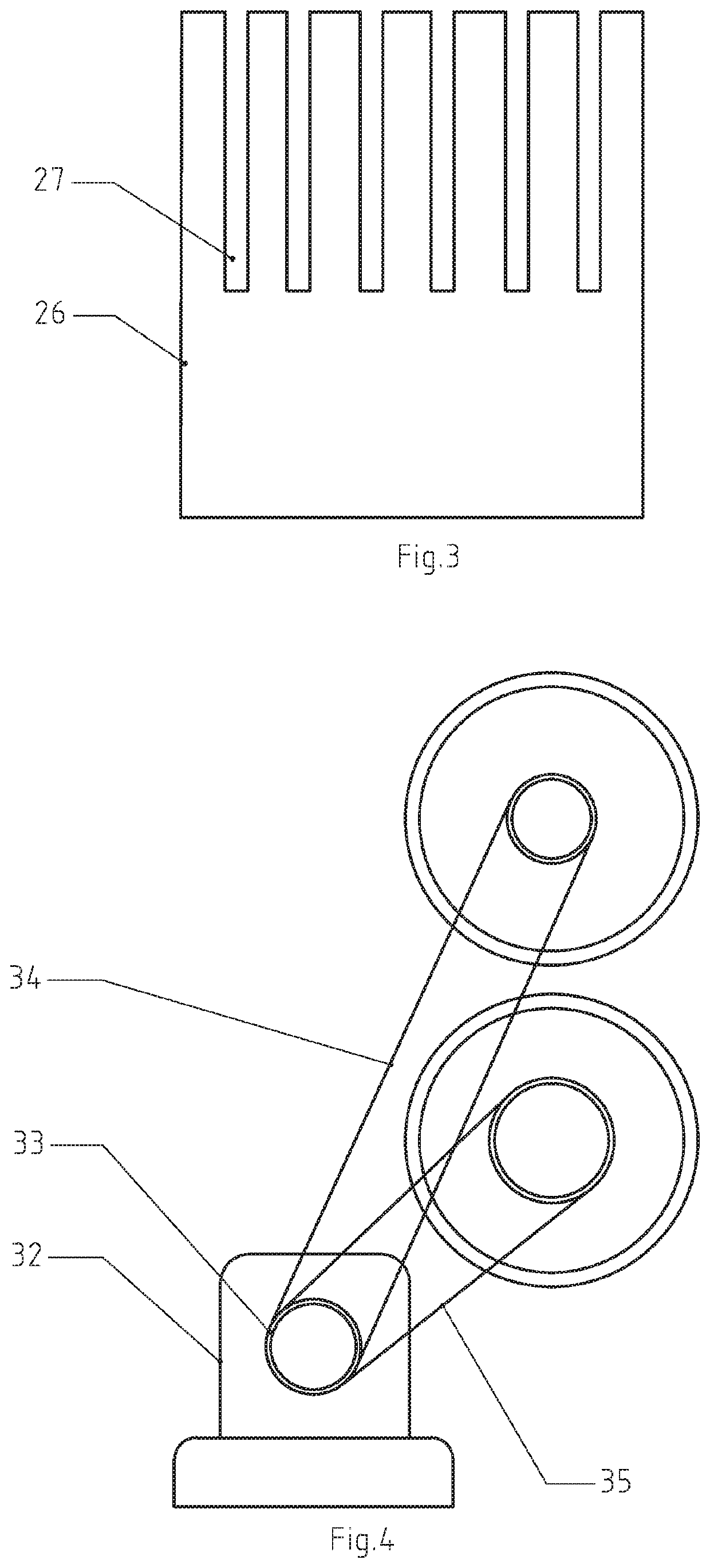 Bolt grease removal device