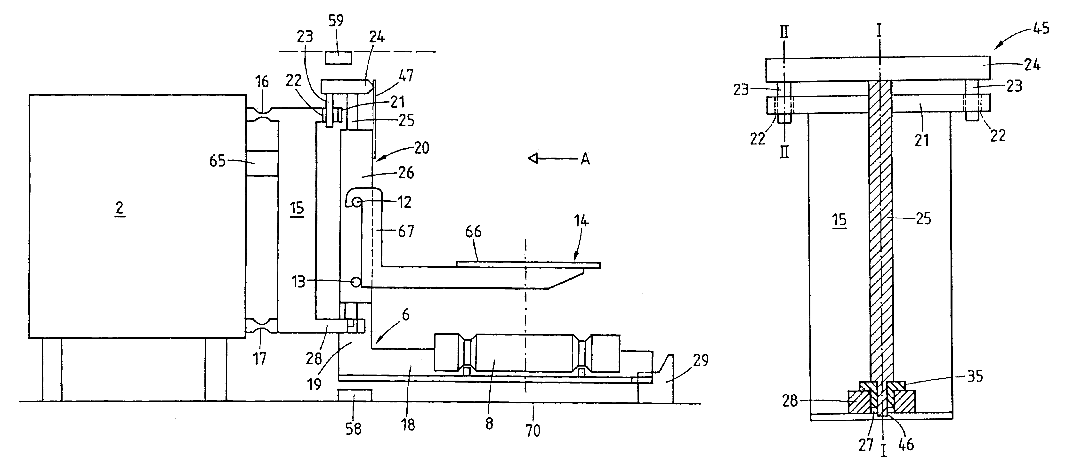 Balance with a T-shaped coupling arrangement that guides the support element onto a load receiver at three points forming a triangle