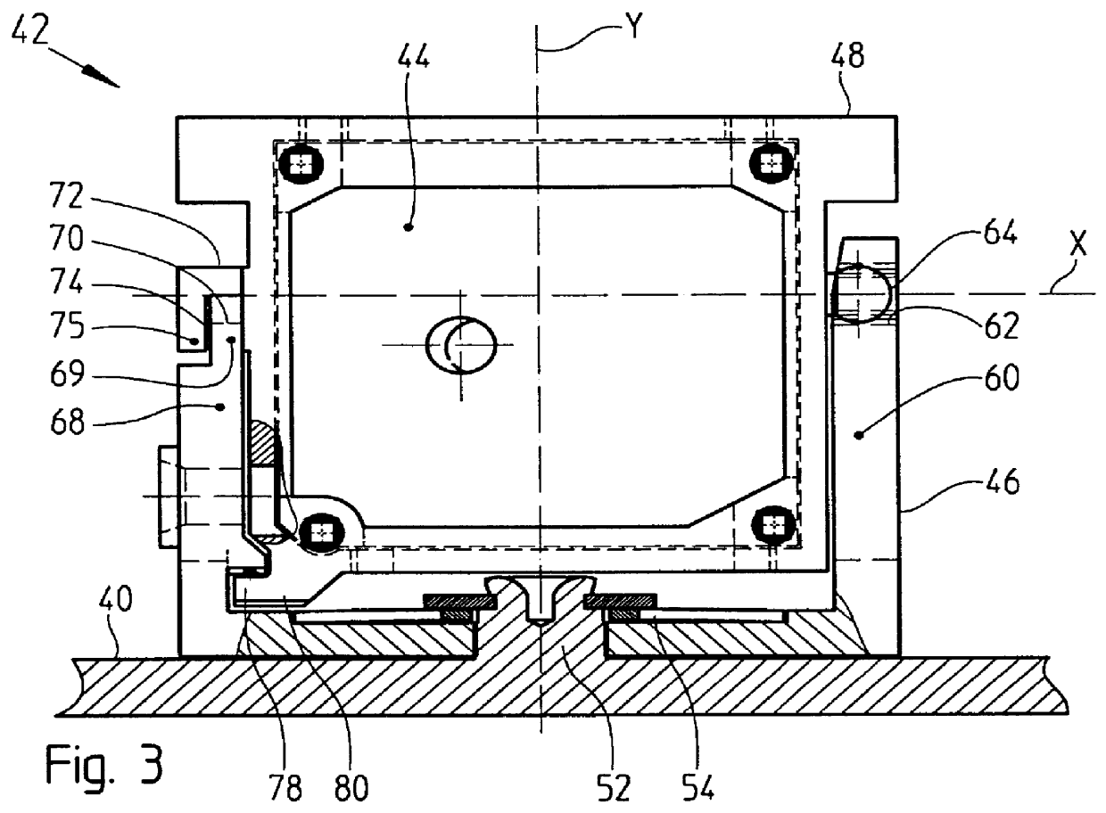 Optical apparatus comprising an adjustable holder device