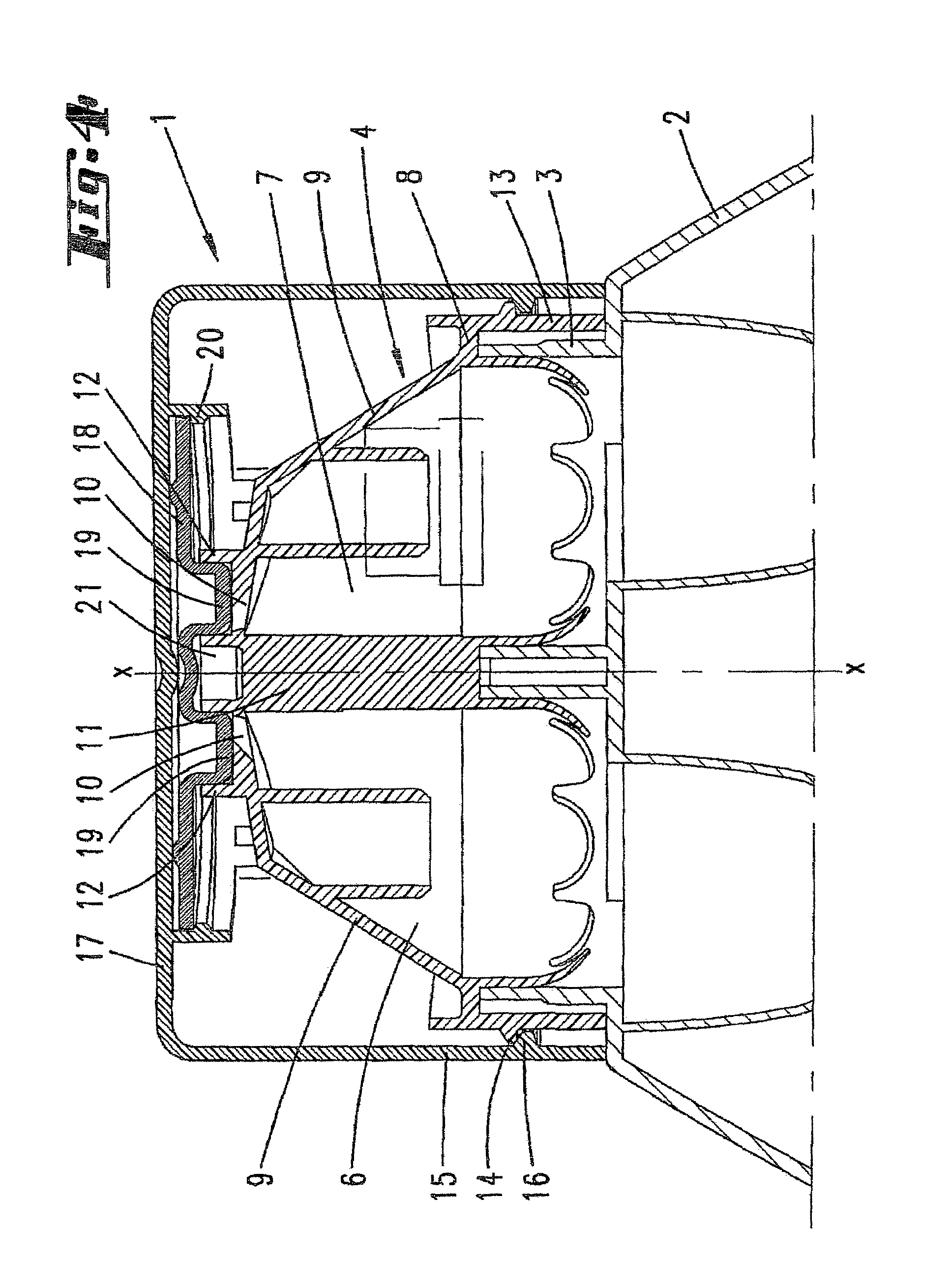 Closure cap for closing non-rotationally symmetrical or eccentric mouthpiece openings of bottle containers