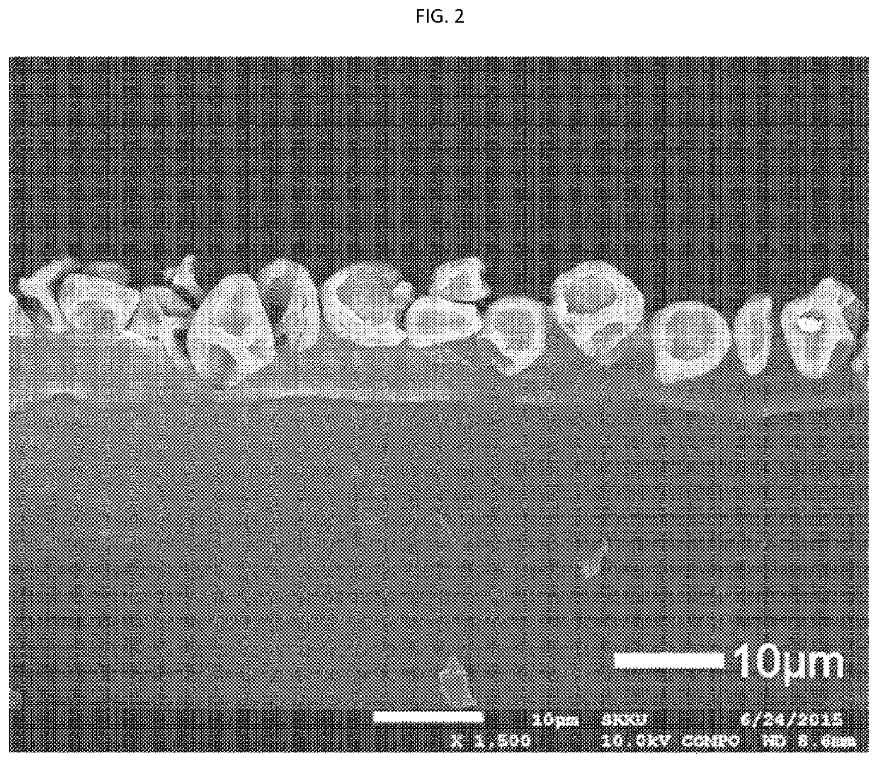 Large scale film containing quantum dots or dye, and production method therefor