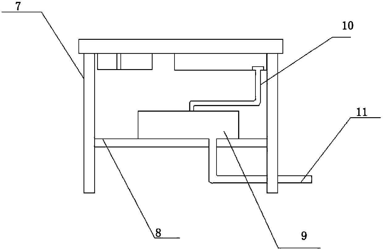 Environment-friendly electroplating device for jewelry processing