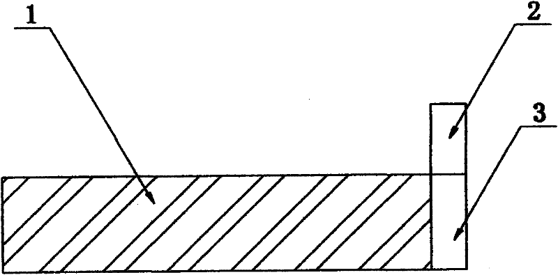 Battery core of spiral lithium ion battery, and spiral lithium ion battery