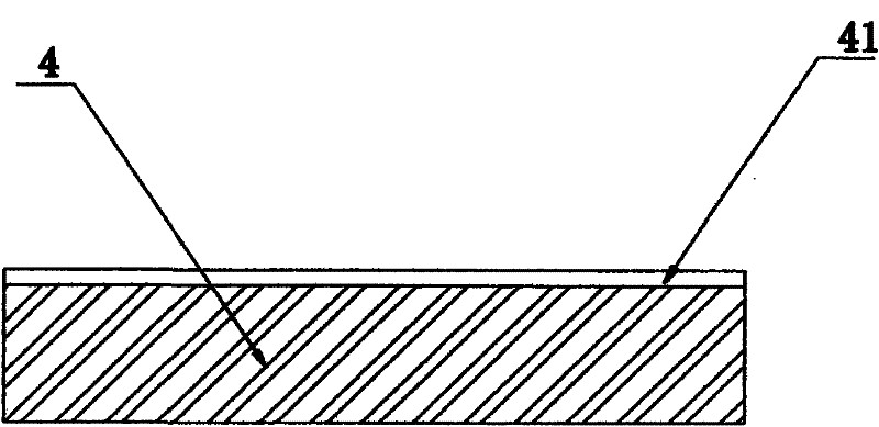 Battery core of spiral lithium ion battery, and spiral lithium ion battery