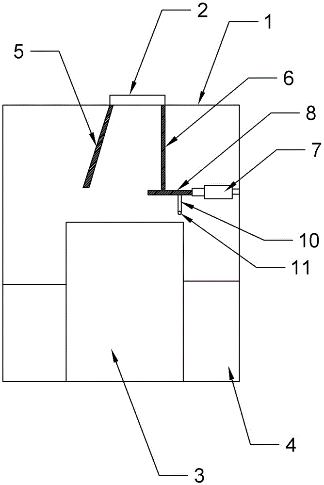 Anti-tilt fruit slicing device