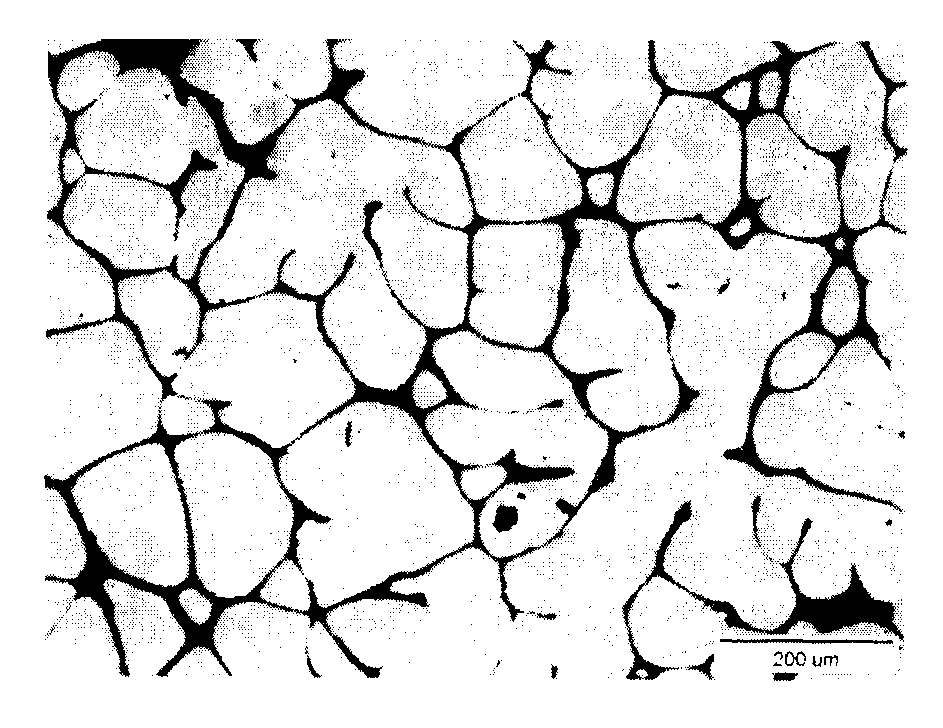 Fused cast refractory block with high zirconia content