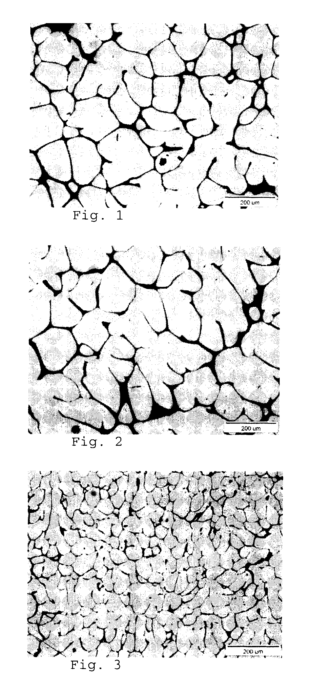 Fused cast refractory block with high zirconia content