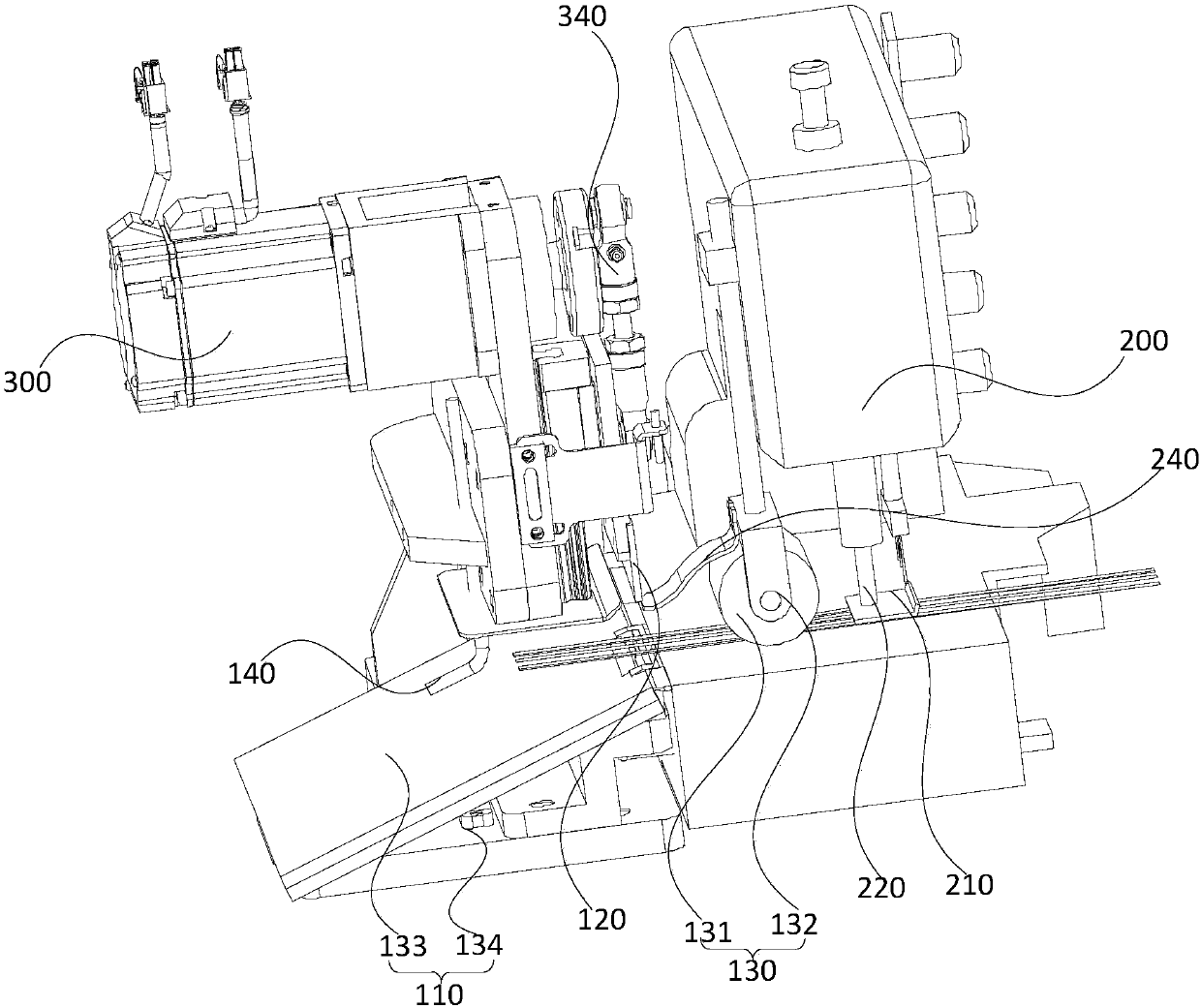 Automatic cutting device