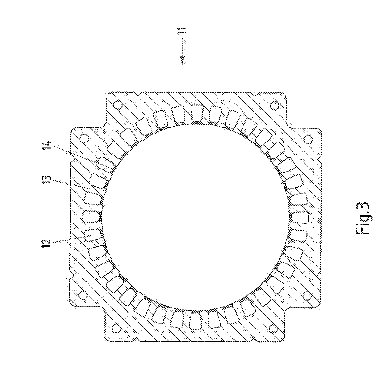 Synchronous Machine with Magnetic Rotating Field Reduction and Flux Concentration