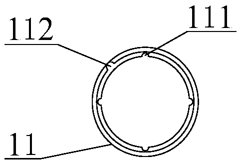 Soft foundation deepwater banking deep horizontal displacement monitoring device and method