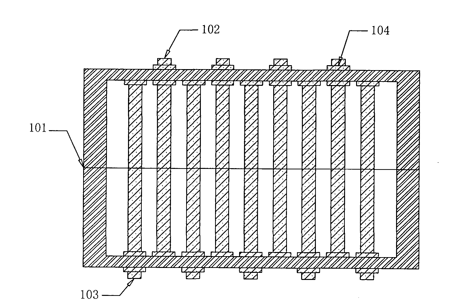 Roll-to-roll plasma device for enhancing chemical vapor deposition