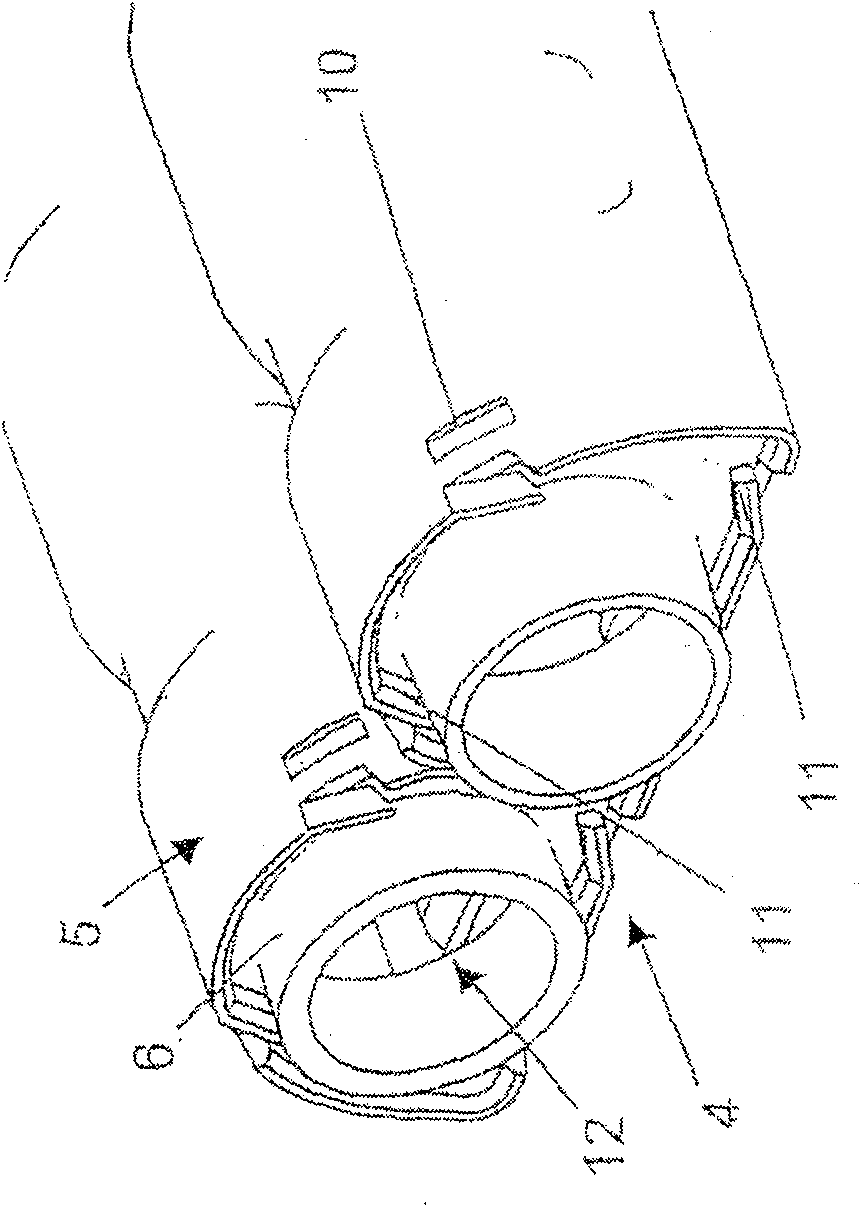 Heat exchanger, in particular a flat pipe evaporator for a motor vehicle air conditioning system