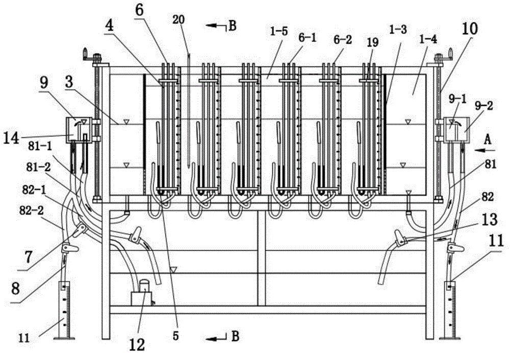 Water-air two-phase flow simulation experiment device for two-layer medium and using method of water-air two-phase flow simulation experiment device