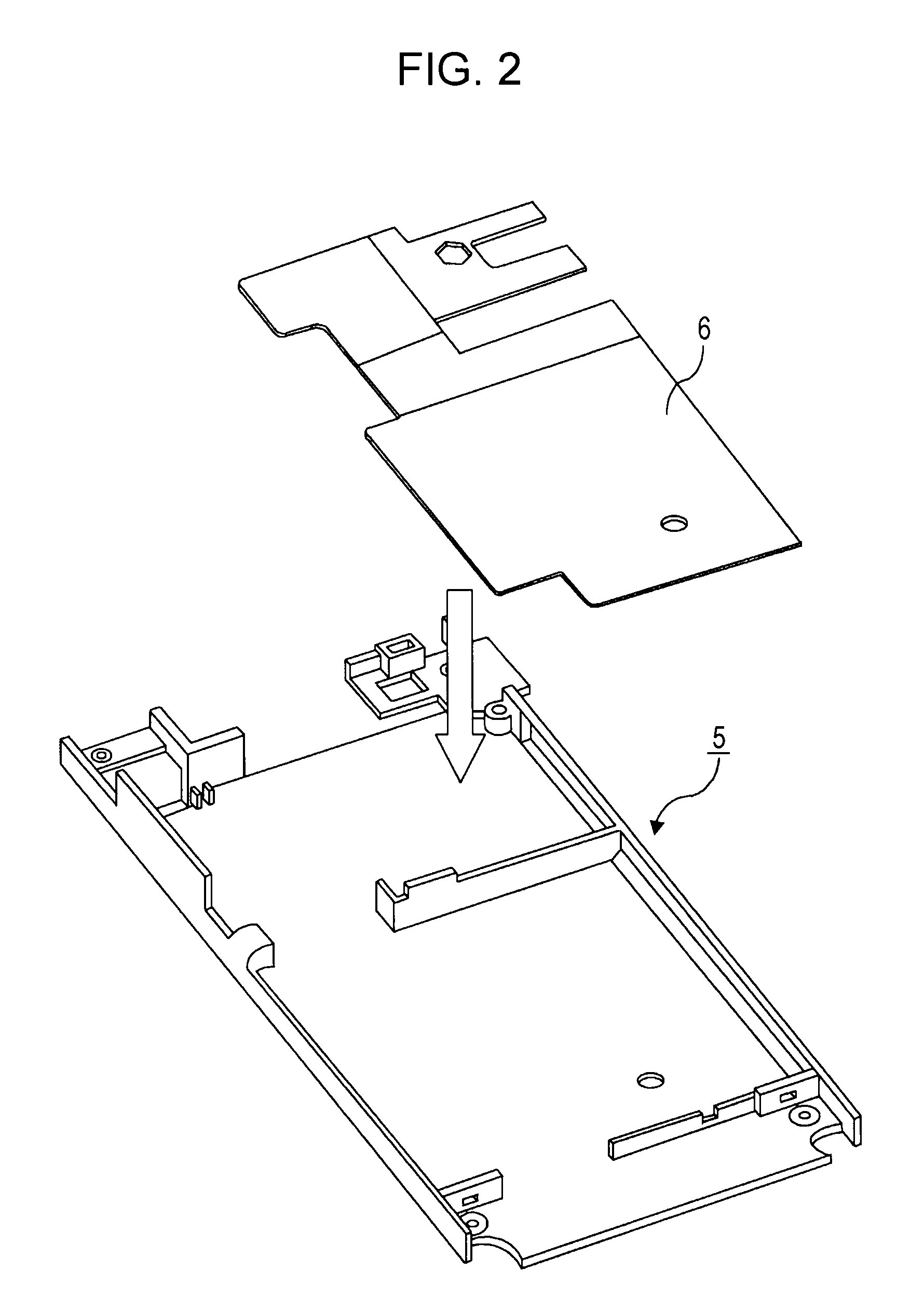 Electronic device and method of radiating heat from electronic device