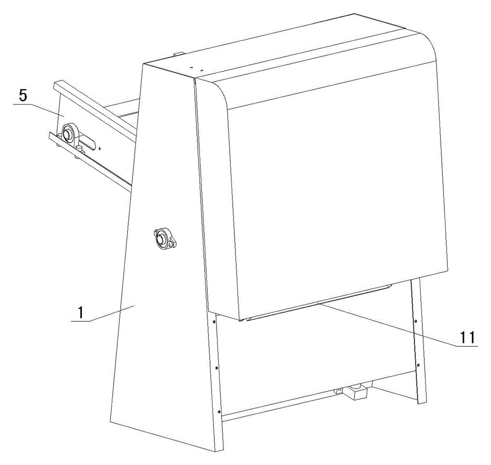 Shredding machine and shredding method thereof