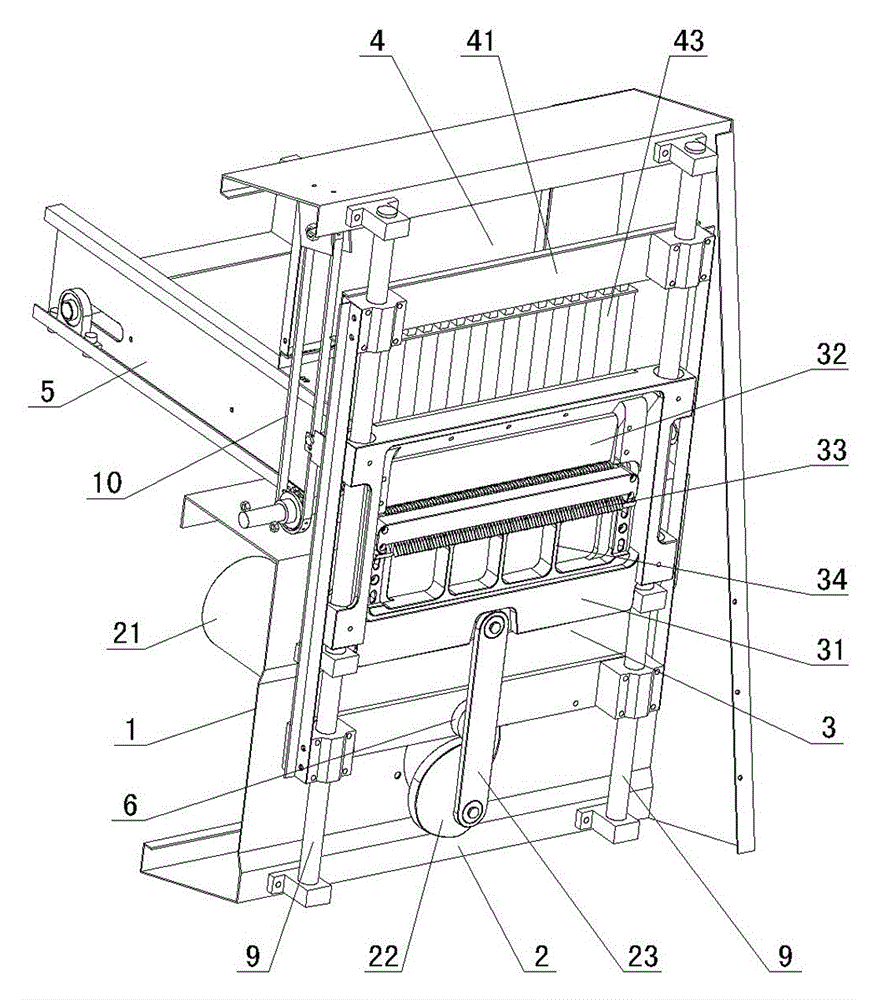 Shredding machine and shredding method thereof