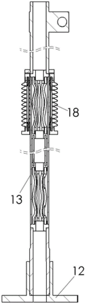 Binary pluggable vapor cooled current lead device