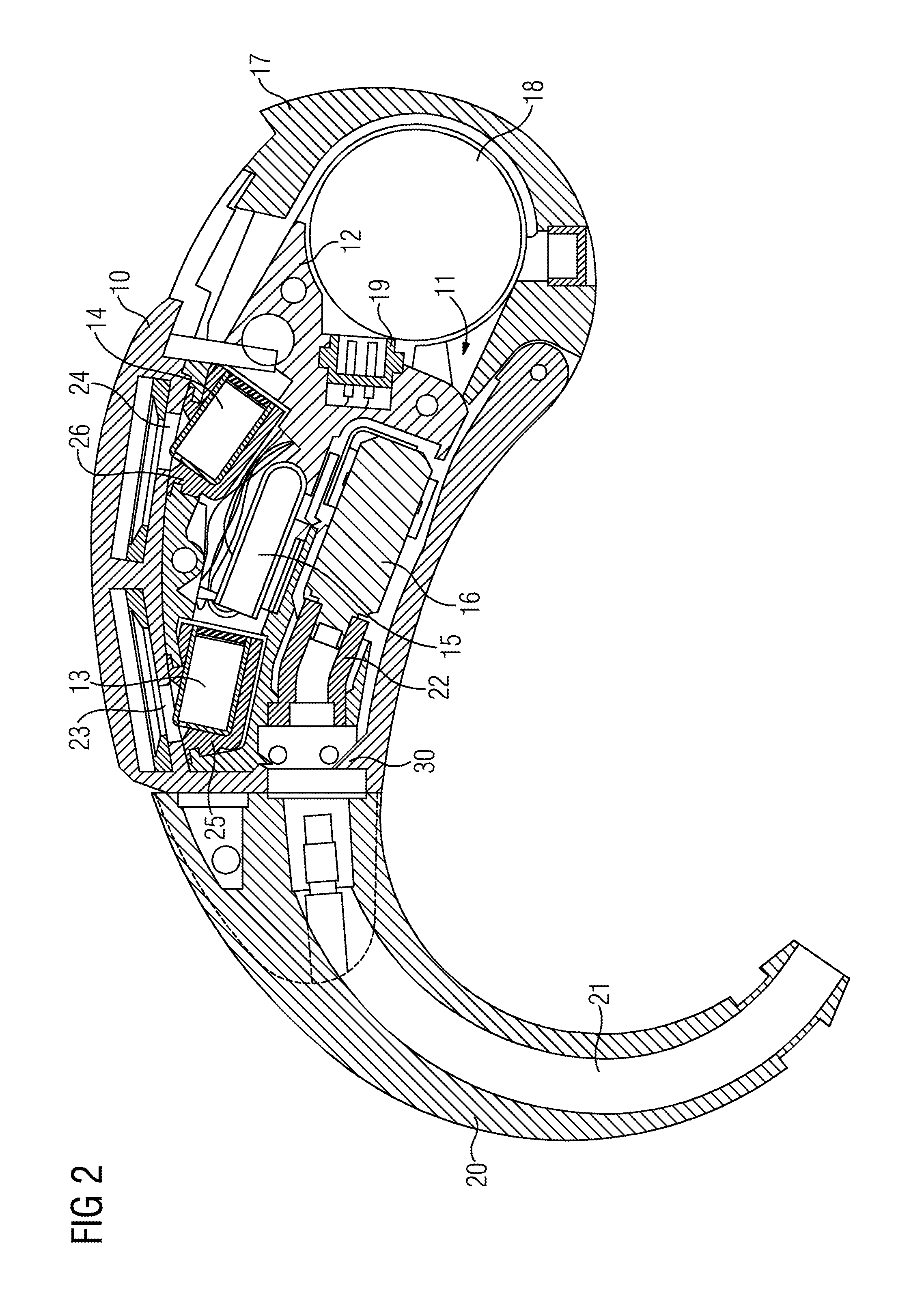 Method of installing a signal processing component in a housing of a hearing apparatus and hearing apparatus