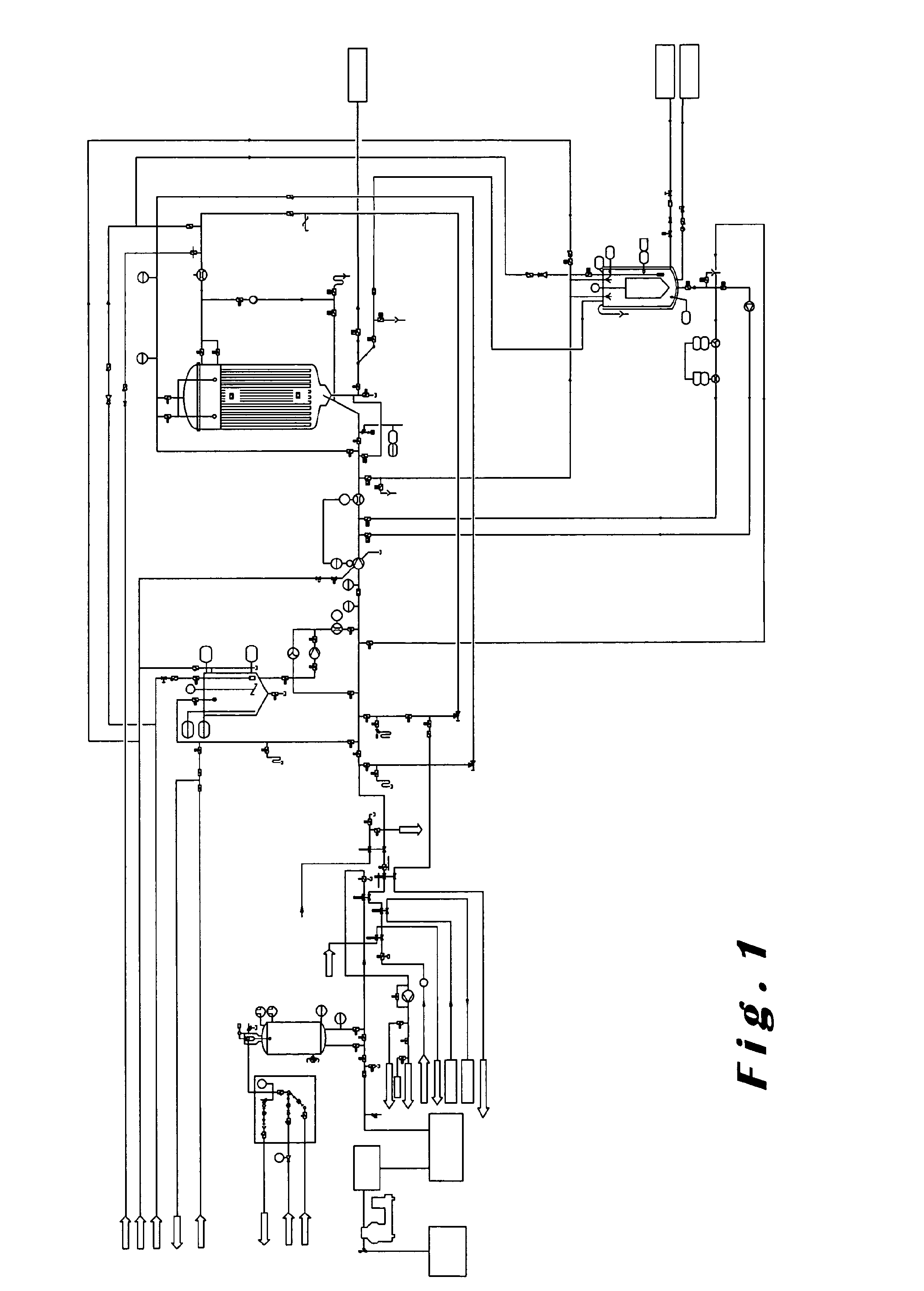 Use of a primary liquid filtration/stabilization installation for triple purpose