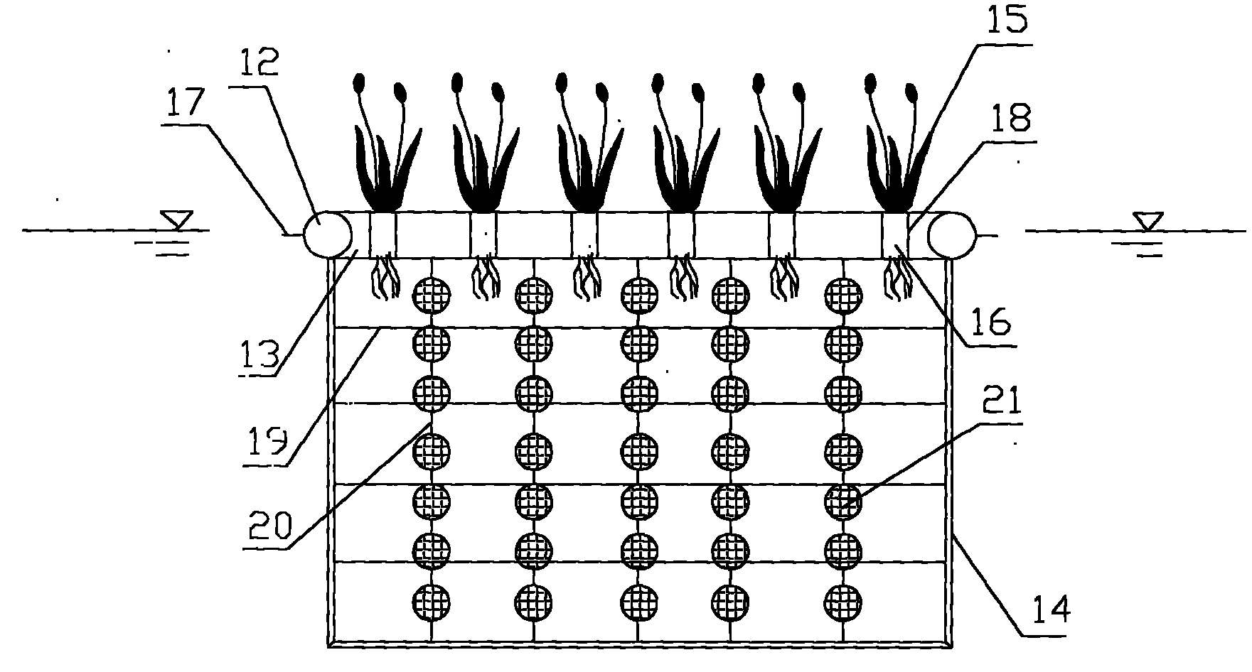 Movable type plant floating island chain applicable to estuary of lake