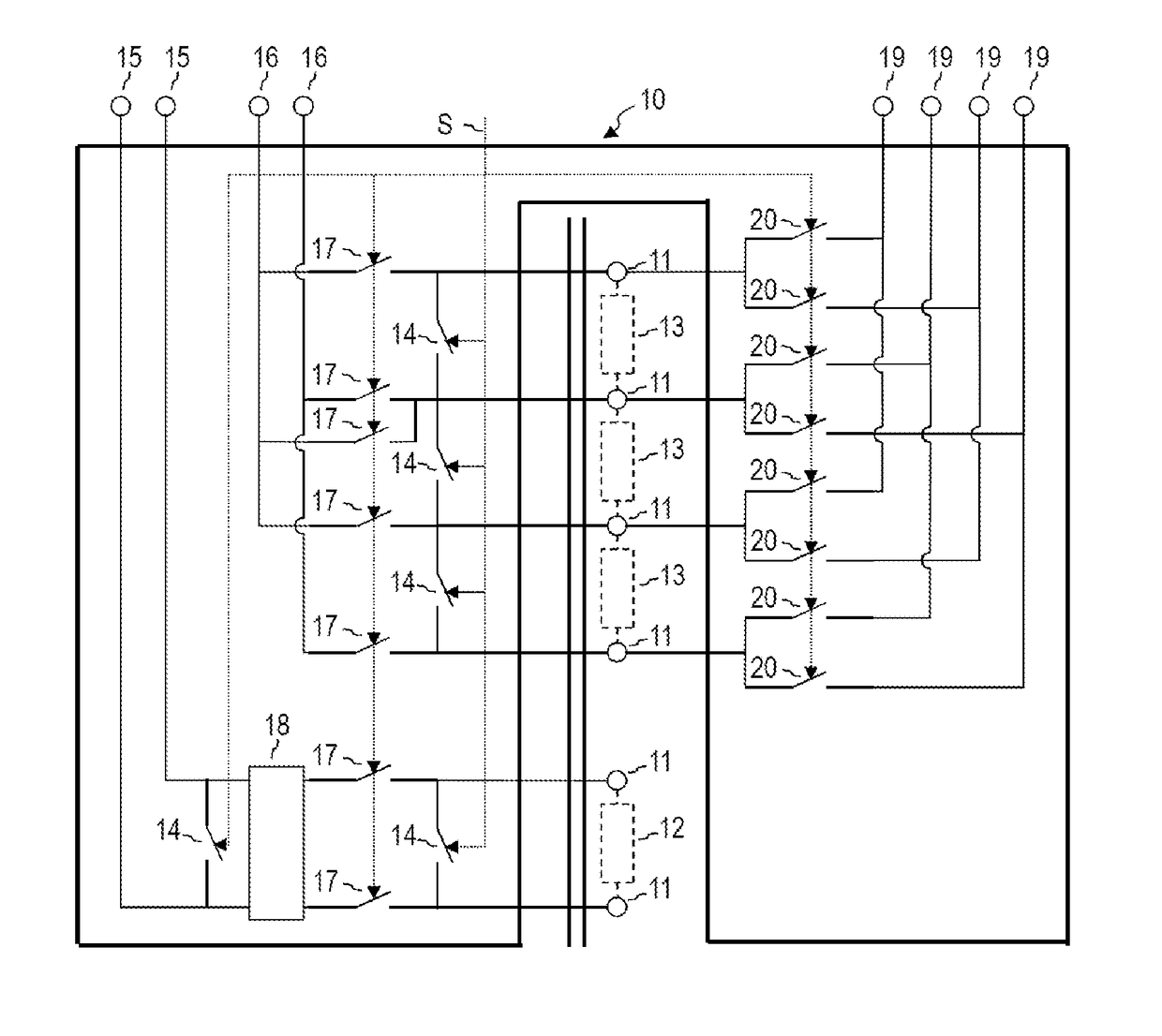 Switch apparatus, test apparatus and method for operating a switch apparatus for a measuring device for a transformer