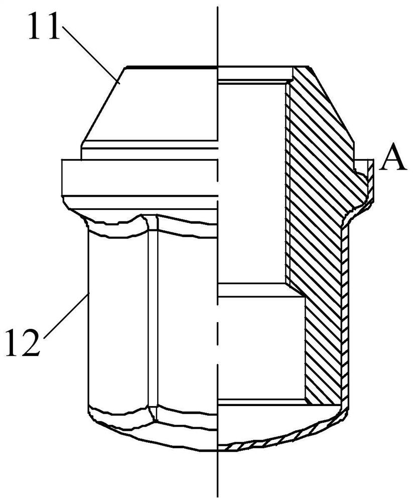 High-precision nut cap rotary riveting device