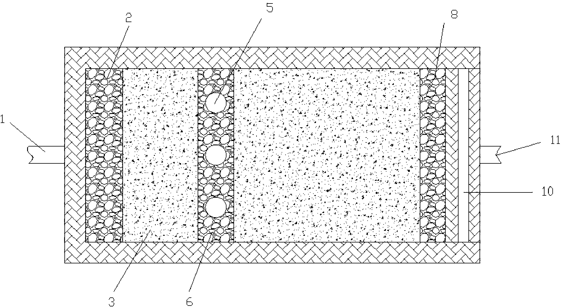 Solid carbon source enhanced nitrogen removal system of horizontal subsurface flow constructed wetland