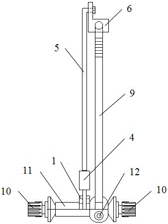 Pin-pulling pliers for replacing tensile insulators with ground potential of transmission lines and using methods thereof