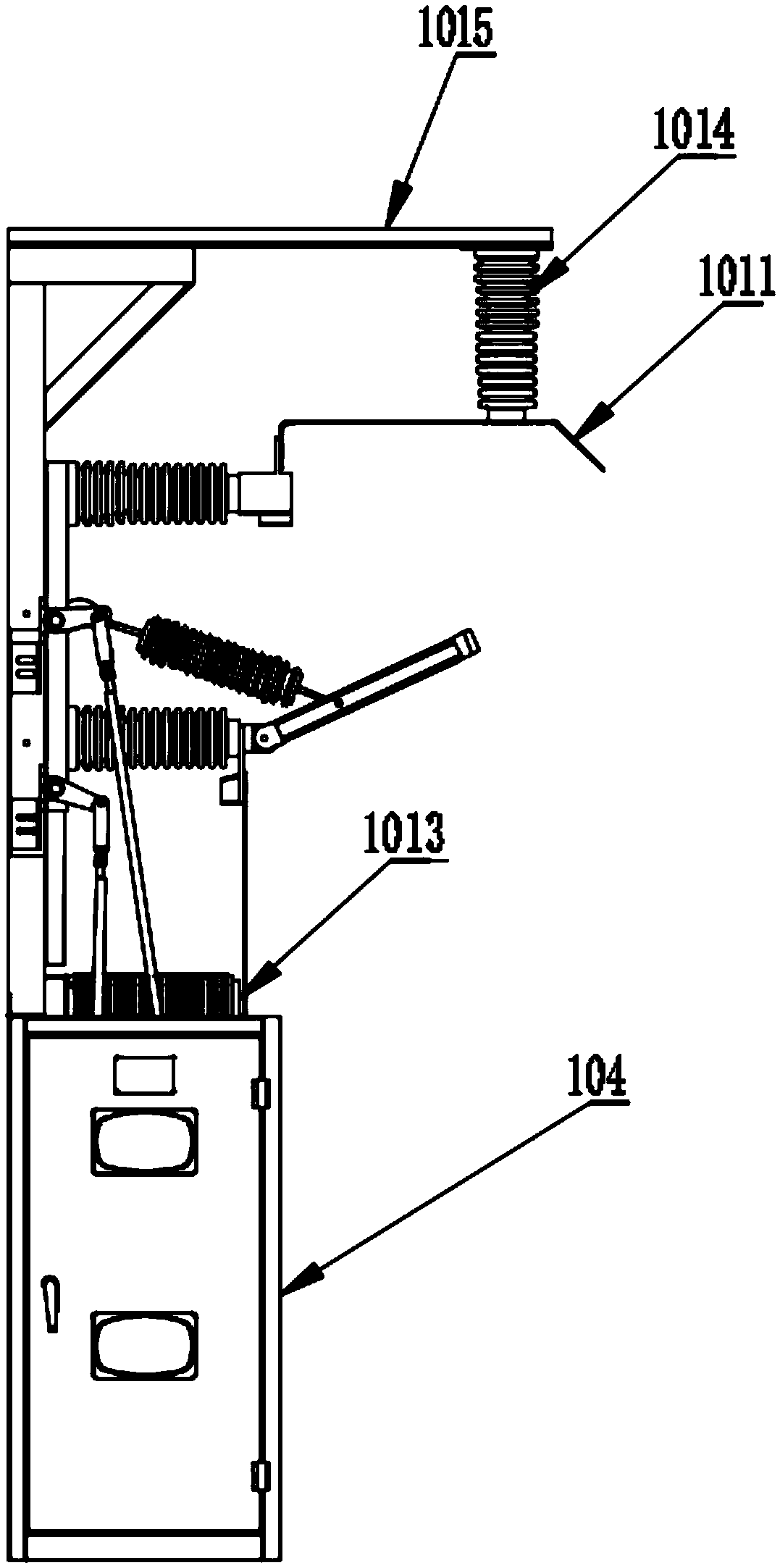 Traction rectifier transformer isolation grounding system