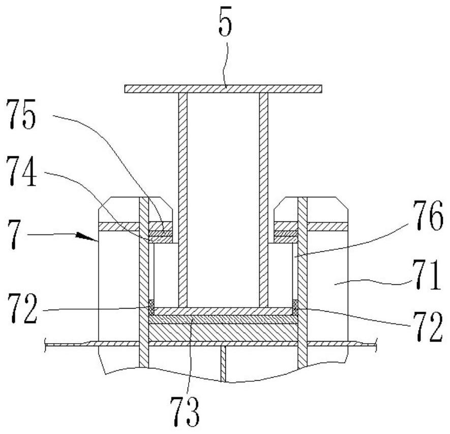 Marine rocket thermal launching erecting device and erecting method