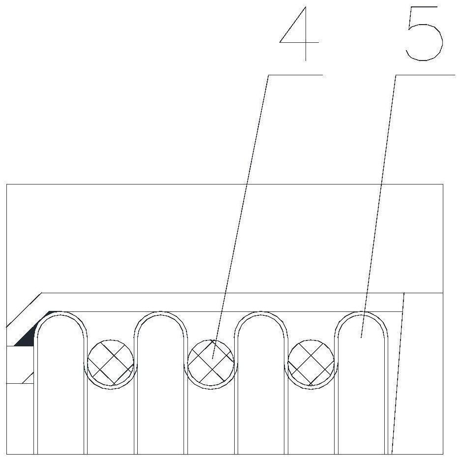 Bending-resistant metal hose with connector protection device